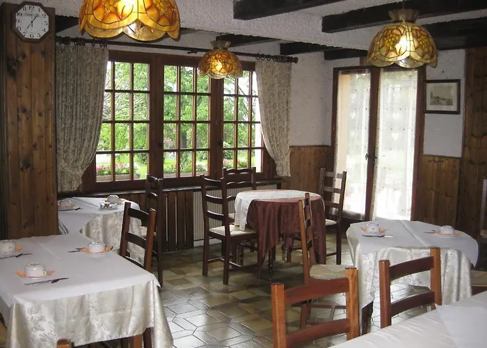 Les Pavillons Du Golf Hotell 2*